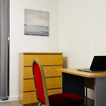 Last-Minute Specials L Book It Now L Sleeps Up To 4 L 2 Bed 2 Bath - Gym - Prime Birmingham Location L Jvt Short Lets Esterno foto