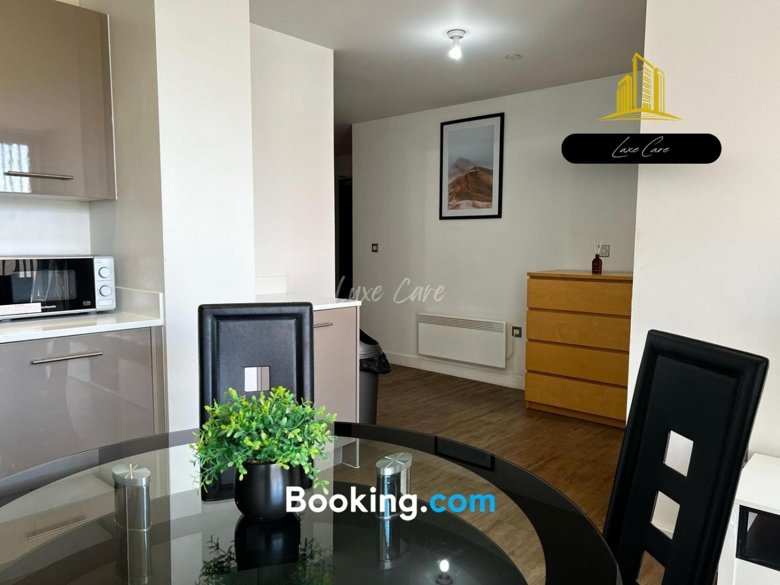 Last-Minute Specials L Book It Now L Sleeps Up To 4 L 2 Bed 2 Bath - Gym - Prime Birmingham Location L Jvt Short Lets Esterno foto